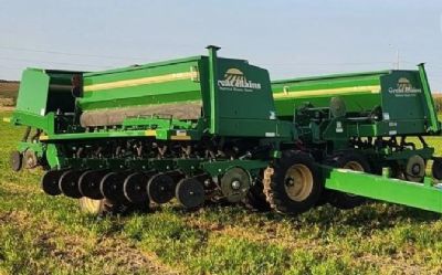 Photo of a 2017 Great Plains 3S3000HD Grain Drill for sale