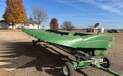Photo of a 2007 John Deere 893 Corn Head And Head Cart for sale