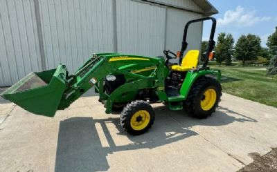 Photo of a 2005 John Deere 3320 Tractor for sale