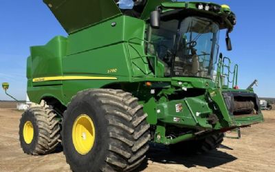 Photo of a 2023 John Deere S790 for sale