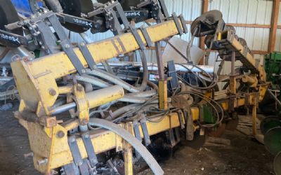 Photo of a 2017 Montag S12B011 Fertilizer Applicator for sale