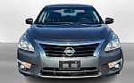 2015 Altima Thumbnail 3