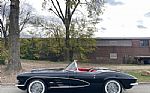 1961 Corvette Thumbnail 4