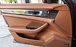 2023 Panamera Thumbnail 24