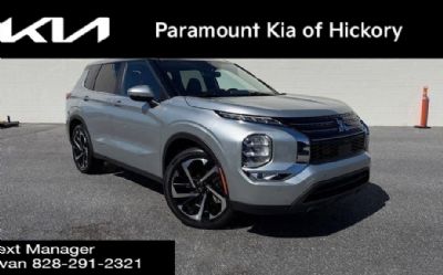 Photo of a 2024 Mitsubishi Outlander SE for sale