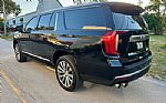 2021 Yukon XL Thumbnail 3