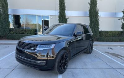 Photo of a 2025 Land Rover Range Rover SE 23 Wheels HUD Massage Seats Meridian 3D Sound for sale