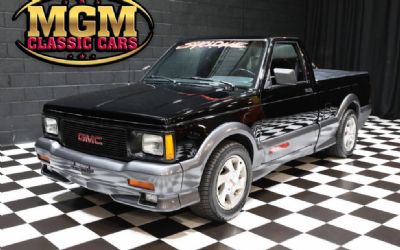 Photo of a 1991 GMC Syclone for sale