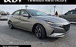 2023 Elantra Thumbnail 3