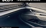 2023 Elantra Thumbnail 25