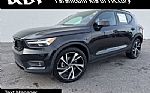 2021 XC40 Thumbnail 1