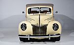 1939 Deluxe Thumbnail 2
