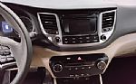 2017 Tucson Thumbnail 12