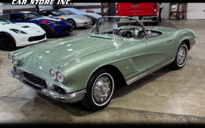 1962 Chevrolet Corvette 2D Convertible