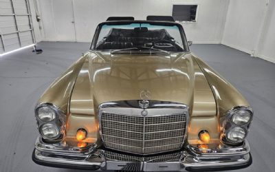 1970 Mercedes-Benz 280SE Convertible