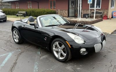 Photo of a 2007 Pontiac Solstice 5-Speed Manual Convertible for sale