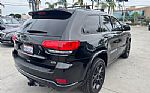 2019 Grand Cherokee Overland Thumbnail 4