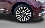 2018 Navigator Thumbnail 3