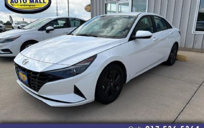 Photo of a 2021 Hyundai Elantra SEL IVT Sulev *LTD AVAIL* for sale