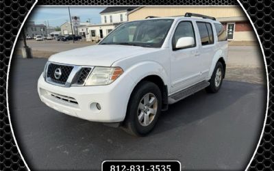 Photo of a 2012 Nissan Pathfinder 4WD 4DR V6 SV for sale