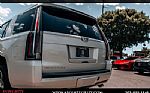 2016 Escalade Luxury Thumbnail 14
