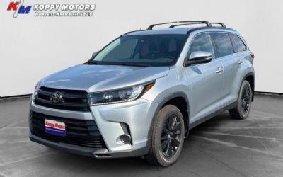 2019 Toyota Highlander SE
