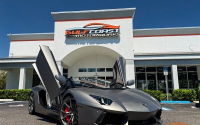 2017 Lamborghini Aventador LP 700-4 Coupe