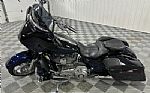 2016 Street Glide Thumbnail 2