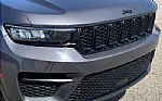 2023 Grand Cherokee Thumbnail 30