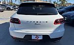 2018 Macan Thumbnail 5