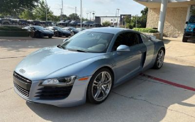 Photo of a 2012 Audi R8 4.2 Quattro LED Headlights 19 Wheels 6-Speed R Tronic for sale