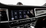 2021 Macan Thumbnail 71
