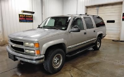 Photo of a 1999 Chevrolet Suburban for sale