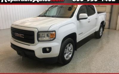 Photo of a 2019 GMC Canyon SLE Crew Cab 4WD Repaired Rear Damage for sale