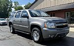 2007 Suburban 2500 LT Thumbnail 1
