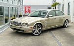 2006 XJ Thumbnail 2