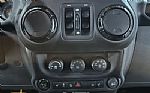 2016 Wrangler Thumbnail 26