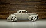 1940 V-8 Deluxe Thumbnail 2