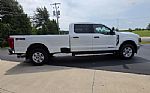 2023 F-350 SD Thumbnail 13