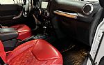 2016 Wrangler Thumbnail 37