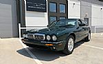 2002 XJ8 Thumbnail 2