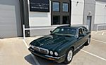 2002 XJ8 Thumbnail 1