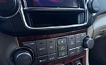 2013 Highlander Limited Thumbnail 15