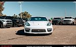 2016 Panamera GTS Thumbnail 2