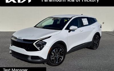 Photo of a 2024 Kia Sportage EX for sale