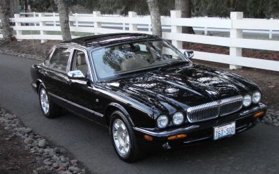 Photo of a 2001 Jaguar XJ Vanden Plas 4 DR. Sedan for sale