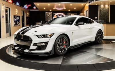 2020 Ford Mustang Shelby GT500 Carbon FI 2020 Ford Mustang Shelby GT500 Golden Ticket