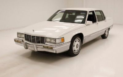 1991 Cadillac Fleetwood Sedan 