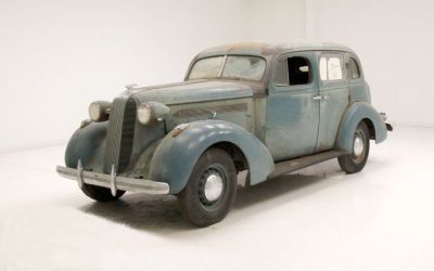 1936 Pontiac Master Series 6 Touring Sedan 