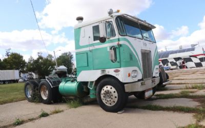 1965 Peterbilt 352 Cab Over